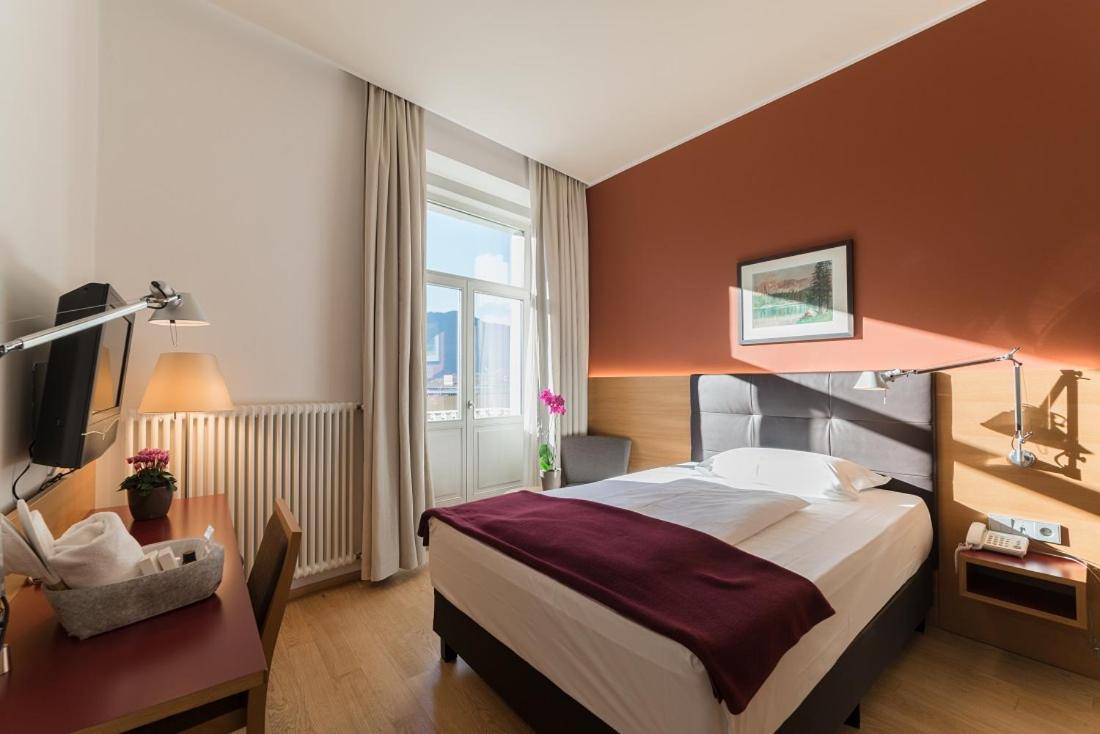 Hotel Stiegl Scala Болзано Стая снимка