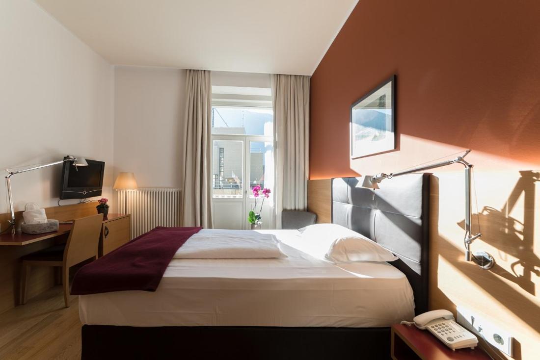 Hotel Stiegl Scala Болзано Стая снимка